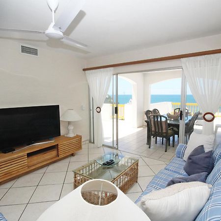 65 Perissa, Santorini, Балито Екстериор снимка