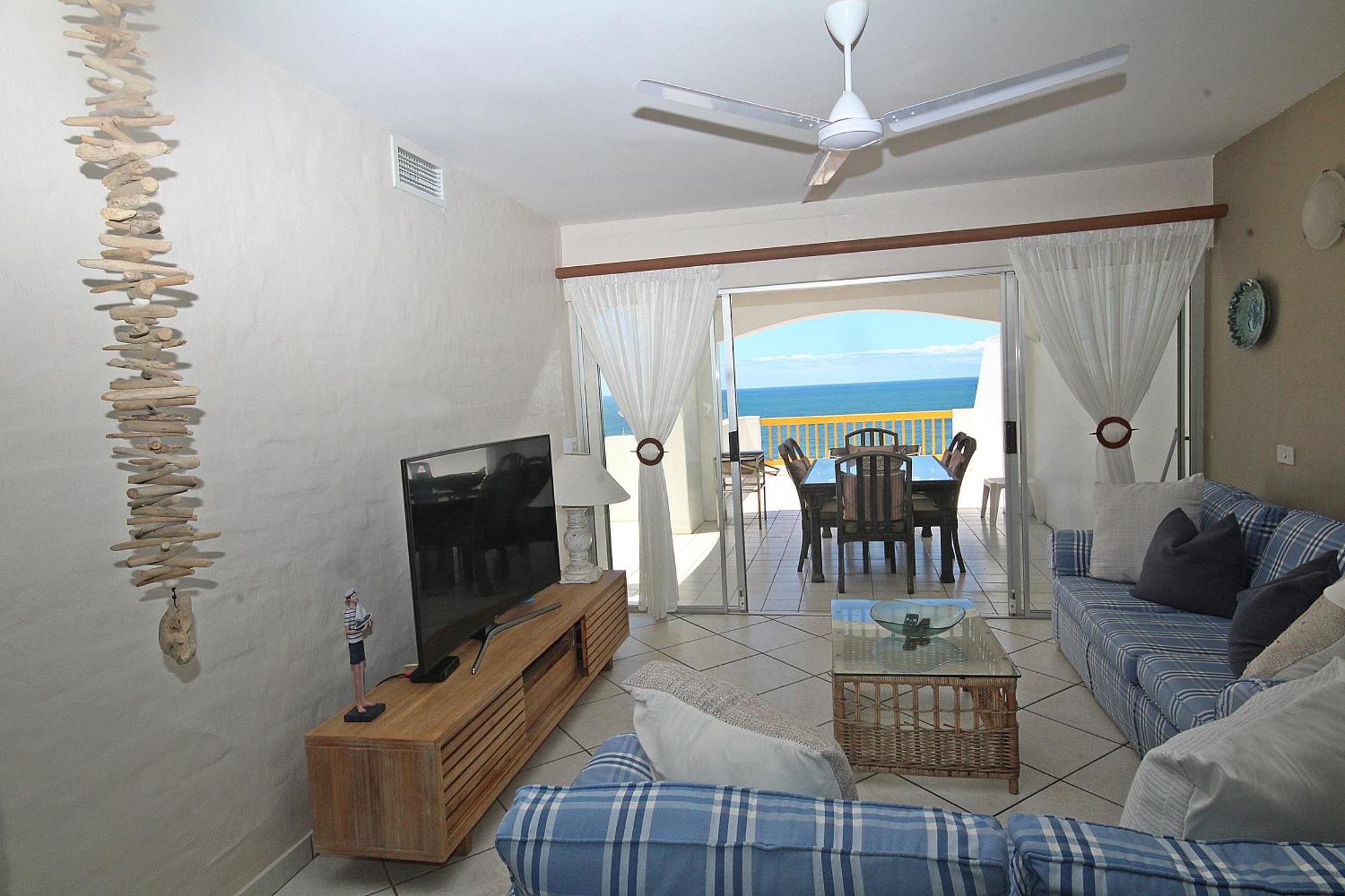 65 Perissa, Santorini, Балито Екстериор снимка